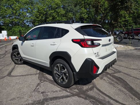 Used 2024 Subaru Crosstrek 2.0i Premium AWD/4WD image 12