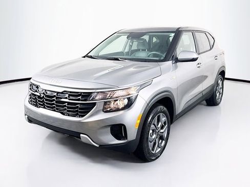 New 2026 Kia Seltos LX AWD/4WD image 1