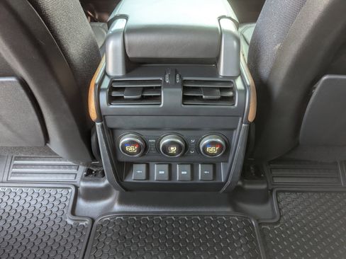 Used 2020 Land Rover Defender 110 X image 41