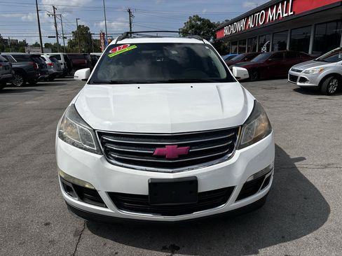 Used 2017 Chevrolet Traverse LT w/ Traveler's Package AWD/4WD image 8