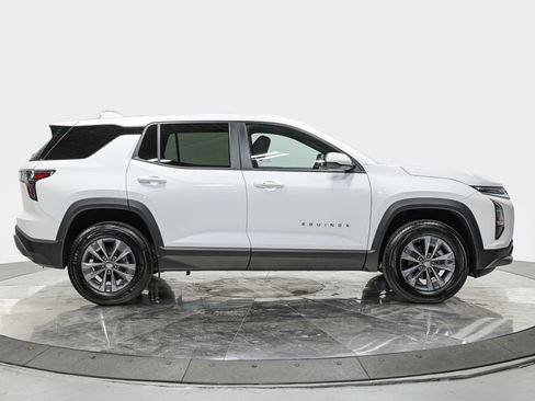 Used 2025 Chevrolet Equinox LT image 8