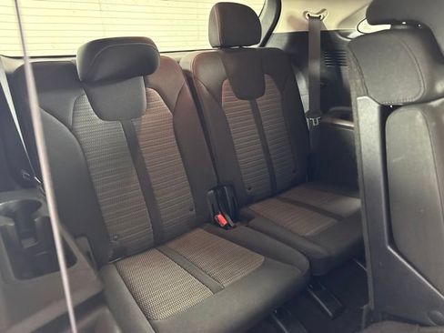 Used 2021 Kia Sorento LX FWD image 28