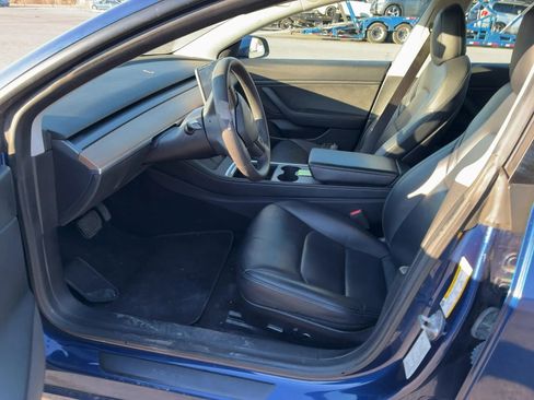 Used 2021 Tesla Model 3 Long Range image 4