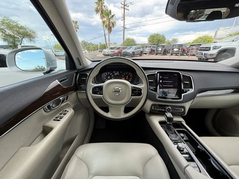 Used 2017 Volvo XC90 T6 Momentum AWD/4WD image 56