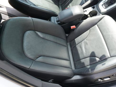 Used 2018 Audi Q3 2.0T Premium w/ Convenience Package image 15