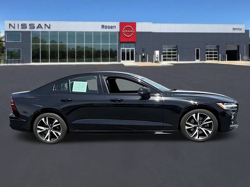 Used 2025 Volvo S60 B5 Plus AWD/4WD image 2