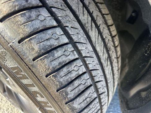 Used 2023 Tesla Model Y Long Range image 34