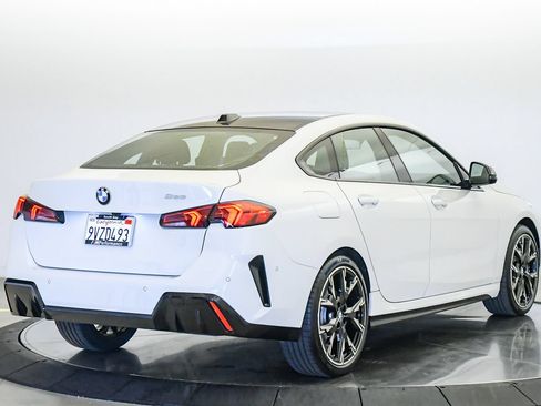 Used 2026 BMW 228i w/ Technology Package FWD image 5