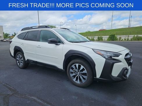 Used 2024 Subaru Outback Limited AWD/4WD image 8