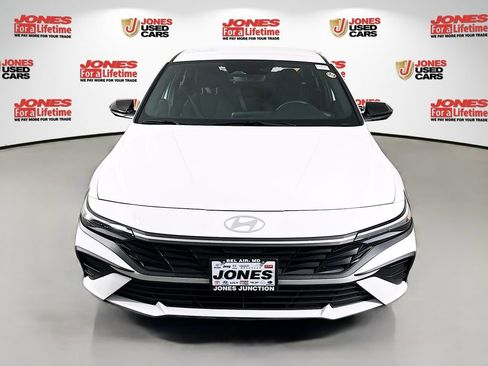 Certified 2025 Hyundai Elantra Sport w/ Cargo Package image 11