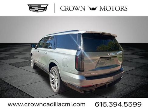 New 2026 Cadillac Escalade ESV Sport w/ Touring Package image 2