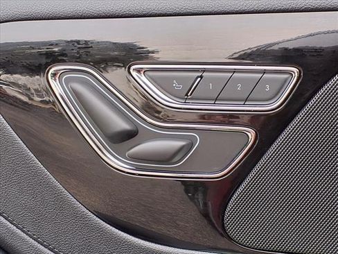 New 2025 Lincoln Aviator Premiere image 9