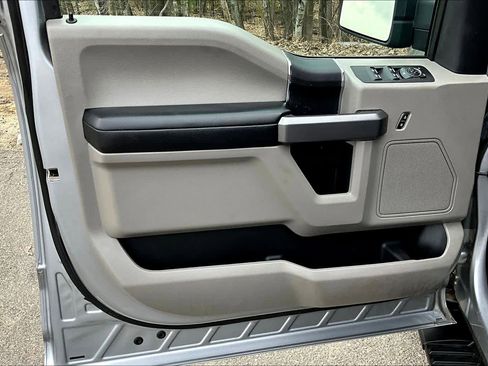 Used 2020 Ford F150 XLT AWD/4WD image 20