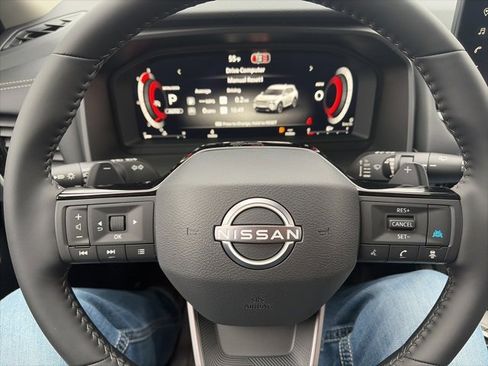 New 2026 Nissan Rogue Platinum image 21