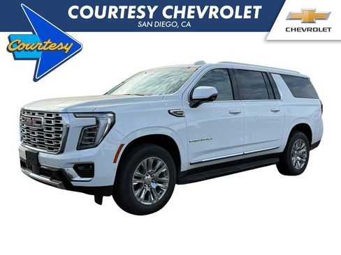 Used 2025 GMC Yukon XL Denali AWD/4WD image 1