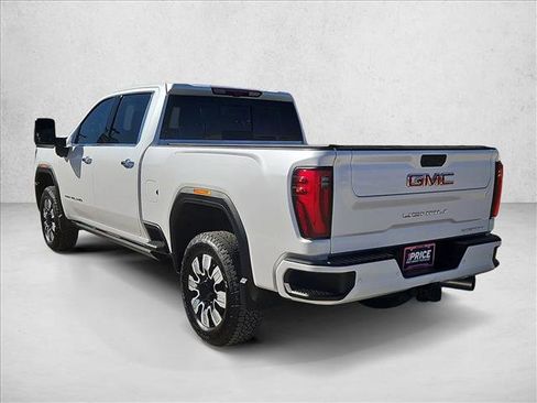 Used 2024 GMC Sierra 3500 Denali w/ Denali Reserve Package image 7