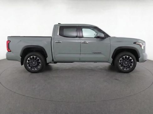 New 2026 Toyota Tundra Limited AWD/4WD image 8