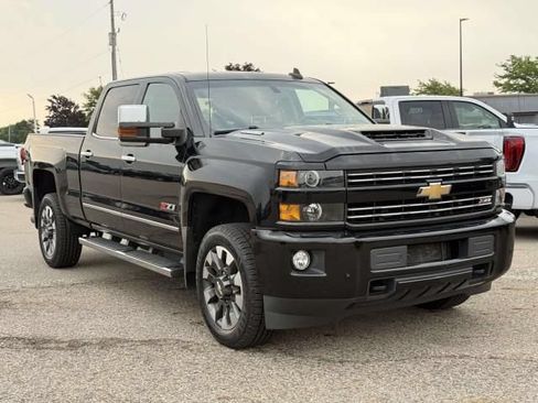 Used 2016 Chevrolet Silverado 2500 LTZ w/ Duramax Plus Package AWD/4WD image 4