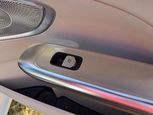 Used 2022 Mercedes-Benz C 300 4MATIC Sedan image 39