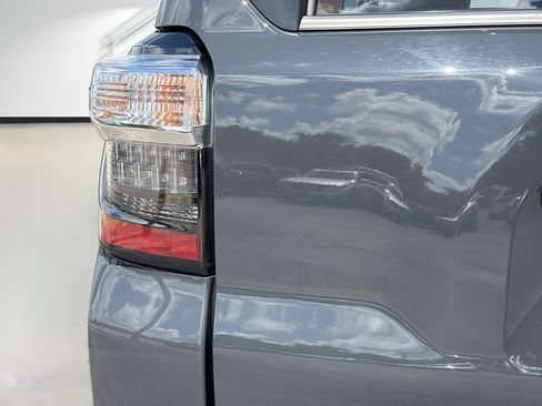 Used 2024 Toyota 4Runner SR5 Premium RWD image 10