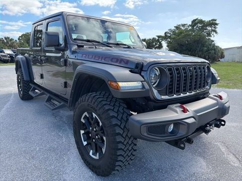 Used 2024 Jeep Gladiator Rubicon w/ Technology Group image 1