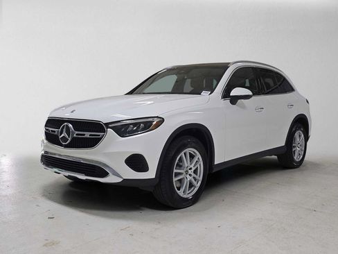 Certified 2026 Mercedes-Benz GLC 300 4MATIC image 7