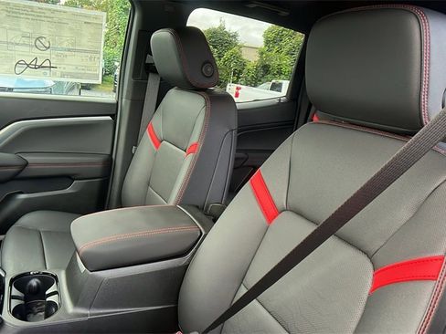 New 2026 Chevrolet Colorado Z71 w/ Z71 Convenience Package 2 image 15