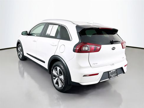 Used 2019 Kia Niro EX image 5