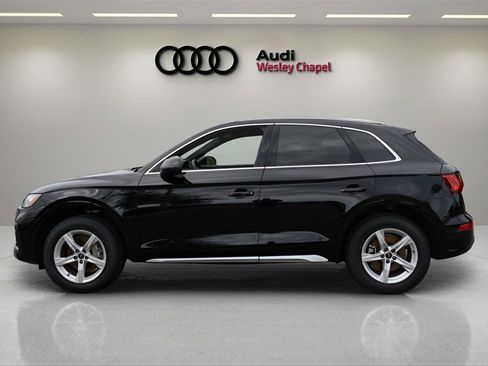 Used 2022 Audi Q5 2.0T Premium image 2