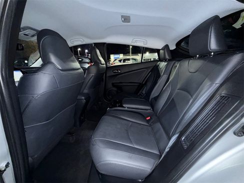 Used 2018 Toyota Prius Prime Advanced image 20