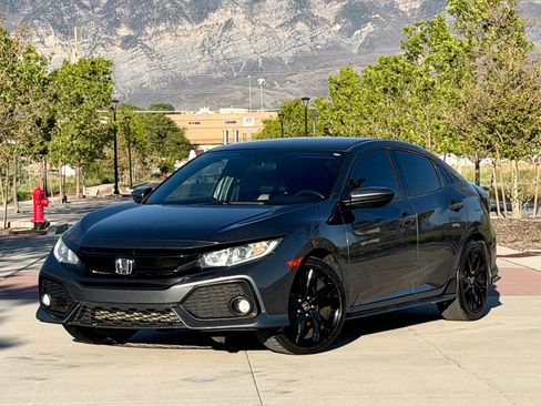 Used 2018 Honda Civic Sport image 1
