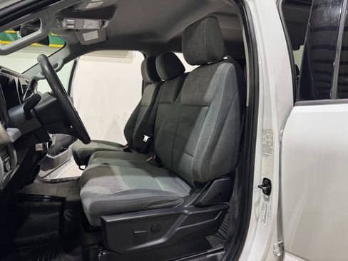 Used 2024 Ford F550 4x4 Crew Cab Super Duty w/ XLT Value Package image 13