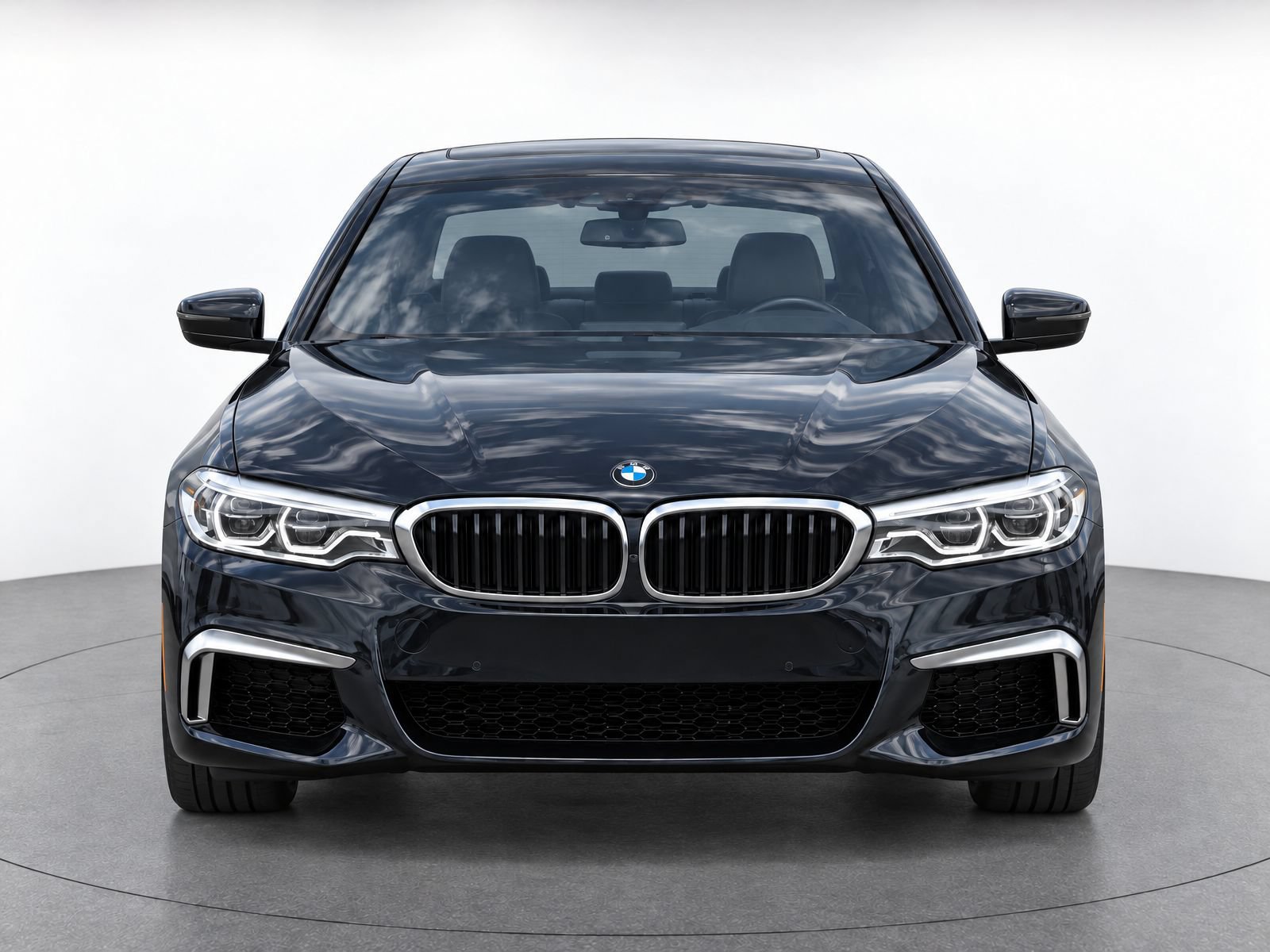 Used 2018 BMW M550i xDrive AWD/4WD image 5