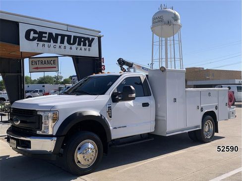 Used 2019 Ford F550 2WD Regular Cab Super Duty image 3