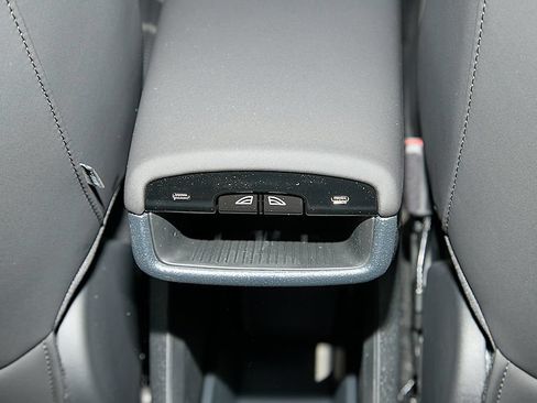 New 2026 Volvo EX30 Plus AWD/4WD image 21