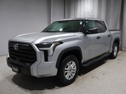 Used 2023 Toyota Tundra SR5 w/ SR5 Convenience Package AWD/4WD image 6