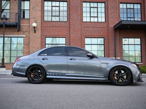 Used 2018 Mercedes-Benz E 63 AMG S image 4
