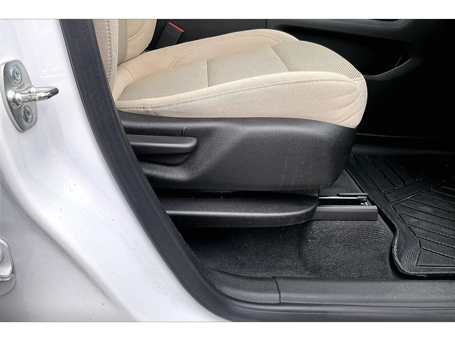 Used 2024 Chevrolet Traverse LS w/ Safety Package FWD image 49