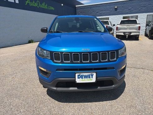 Used 2019 Jeep Compass Sport w/ Cold Weather Group AWD/4WD image 8