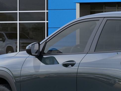 New 2026 Chevrolet Trax LS w/ LS Convenience Package FWD image 12