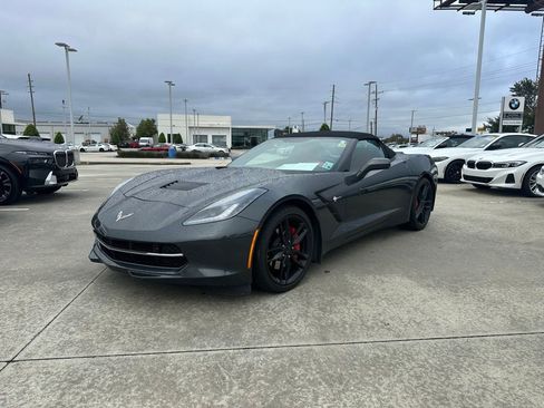 Used 2018 Chevrolet Corvette Stingray Convertible w/ 2LT Preferred Equipment Group image 1