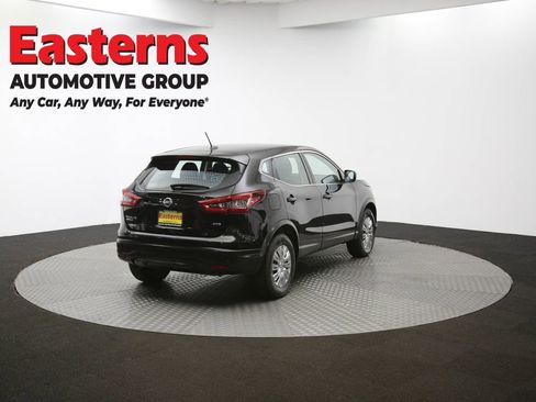 Used 2020 Nissan Rogue Sport S image 38