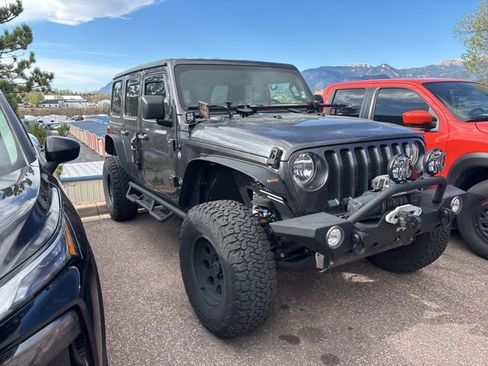 Used 2018 Jeep Wrangler Unlimited Sport S image 1