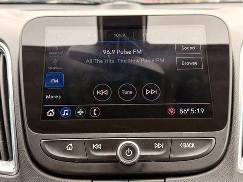 Used 2020 Chevrolet Malibu LT FWD image 20