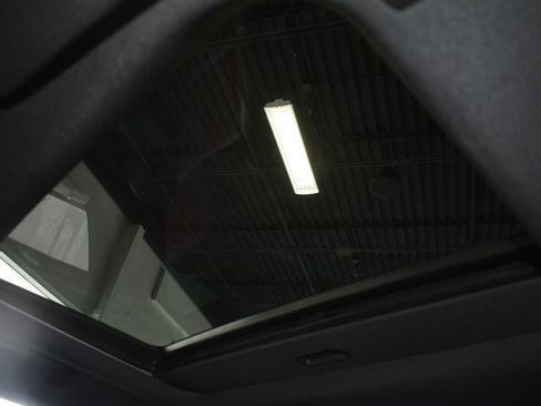 Used 2023 Dodge Charger SRT Hellcat w/ Harman/Kardon Audio Group image 26