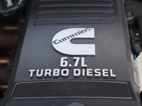 Used 2020 RAM 2500 Laramie image 16