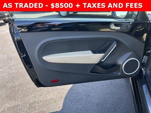 Used 2013 Volkswagen Beetle 2.5 50's Edition image 12
