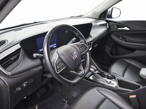 Used 2024 Buick Encore GX Sport Touring image 16