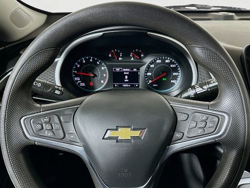 Used 2023 Chevrolet Malibu LT w/ Driver Confidence Package FWD image 12