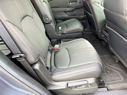 Used 2026 Honda Pilot TrailSport image 27